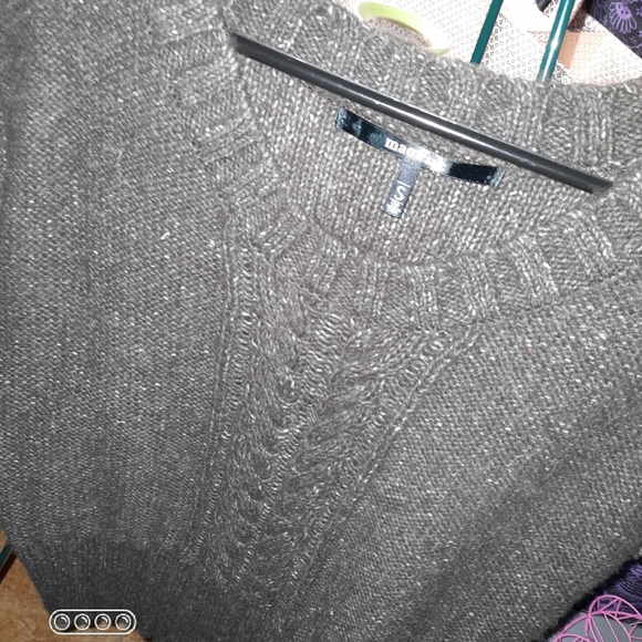 Mac & Jack brown Knit top. - Picture 8 of 16